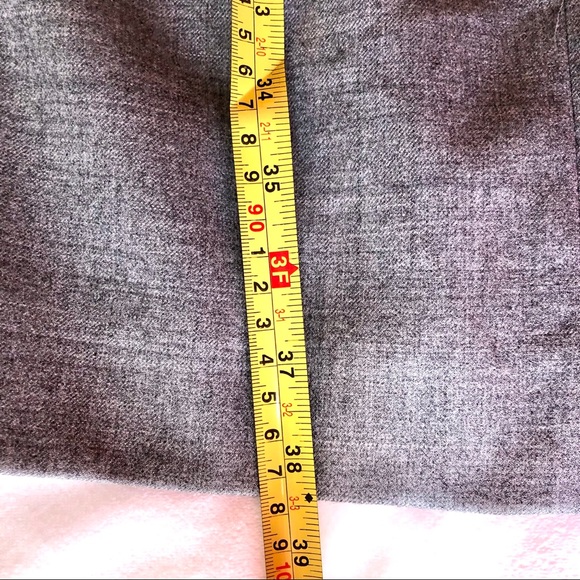 Banana Republic Sleeveless Ruffle Wool Blend Dress - Picture 9 of 12